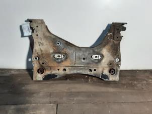 Gebruikte Motorbalk Renault Megane Scenic Prijs € 75,00 Inclusief btw aangeboden door Collignon & Fils