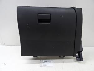 Gebruikte Opbergvak Mazda CX-3 Prijs € 50,00 Inclusief btw aangeboden door Collignon & Fils