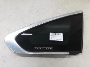 Gebruikte Ruit Extra 2Deurs rechts-voor BMW 4-Serie Prijs € 75,00 Inclusief btw aangeboden door Collignon & Fils