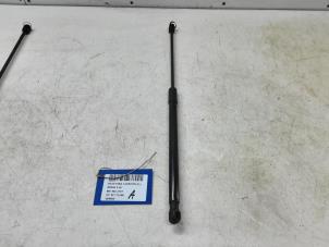 Gebruikte Gasdemper rechts-achter Skoda Fabia Prijs € 20,00 Inclusief btw aangeboden door Collignon & Fils