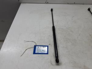 Gebruikte Gasdemper rechts-achter Skoda Fabia Prijs € 20,00 Inclusief btw aangeboden door Collignon & Fils