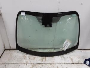 Gebruikte Voorruit Toyota Yaris Prijs € 200,00 Inclusief btw aangeboden door Collignon & Fils