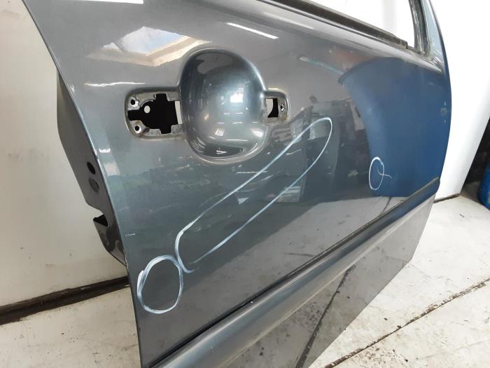 Portier 2Deurs rechts van een Citroen C3 2004