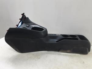 Gebruikte Middenconsoles Toyota Yaris Prijs € 175,00 Inclusief btw aangeboden door Collignon & Fils