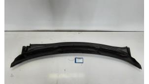 Gebruikte Windscherm Opel Adam Prijs € 40,00 Inclusief btw aangeboden door Collignon & Fils