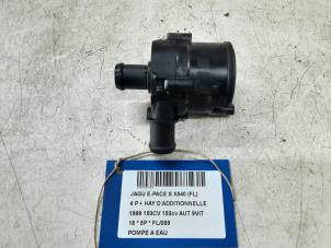 Gebruikte Koelvloeistof pomp Jaguar E-Pace Prijs € 50,00 Inclusief btw aangeboden door Collignon & Fils