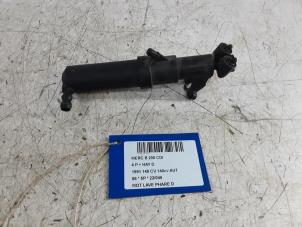 Gebruikte Pomp koplampsproeier Mercedes B-Klasse Prijs € 25,00 Inclusief btw aangeboden door Collignon & Fils