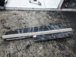 Gebruikte Bodem beschermplaat Mercedes C-Klasse Prijs € 25,00 Inclusief btw aangeboden door Collignon & Fils