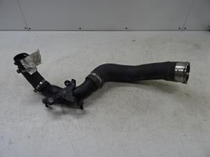 Gebruikte Intercooler Slang Renault Grand Scenic Prijs € 125,01 Inclusief btw aangeboden door Collignon & Fils
