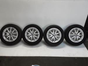 Gebruikte Velgen set Mercedes C-Klasse Prijs € 500,00 Inclusief btw aangeboden door Collignon & Fils