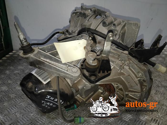 Gebruikte Versnellingsbak Renault Clio III (BR/CR) 1.2 16V Tce Prijs € 423,50 Inclusief btw aangeboden door AUTOS-GR