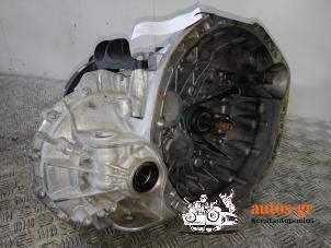 Gebruikte Versnellingsbak Renault Trafic (1FL/2FL/3FL/4FL) 2.0 dCi 16V 120 Prijs € 1.210,00 Inclusief btw aangeboden door AUTOS-GR