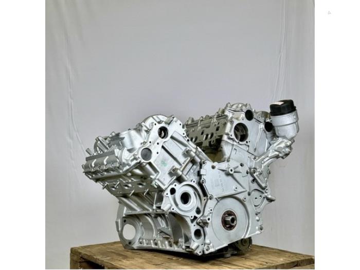 Motor van een Mercedes-Benz E (W213) E-350d 3.0 V6 24V 2018