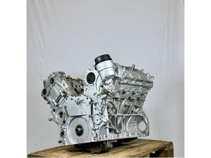 Motor van een Mercedes-Benz E (W213) E-350d 3.0 V6 24V 2018