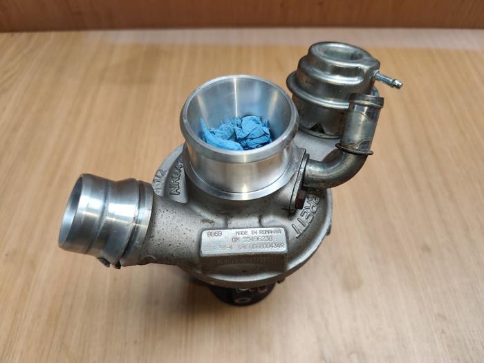 Gebruikte G-lader Opel Astra K 1.6 CDTI 136 16V Prijs € 302,50 Inclusief btw aangeboden door SP Parts