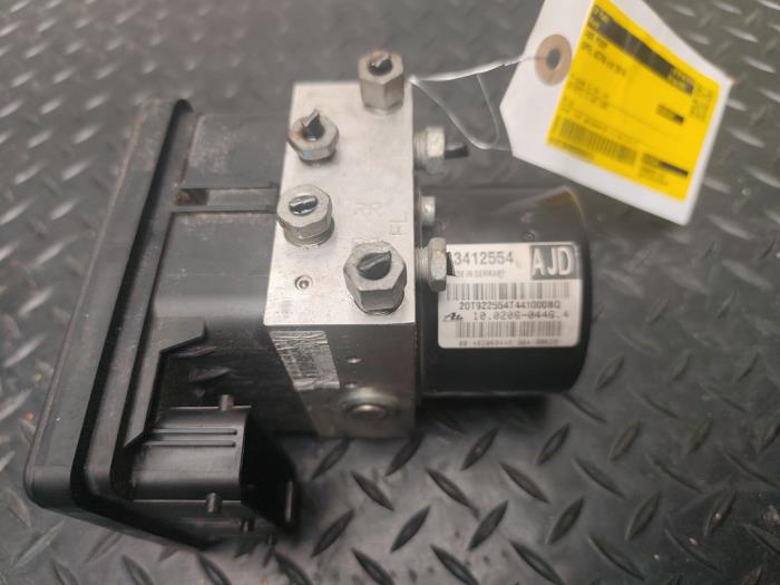 Gebruikte ABS Pomp Opel Astra J GTC (PD2/PF2) Prijs € 302,50 Inclusief btw aangeboden door SP Parts