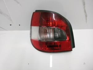 Gebruikte Achterlicht links Renault Scénic I (JA) 1.6 16V Prijs € 9,94 Margeregeling aangeboden door Smeets Autos Venlo