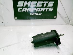 Gebruikte Startmotor Volkswagen Polo III (6N1) 1.6i 75 Prijs € 29,94 Margeregeling aangeboden door Smeets Autos Venlo