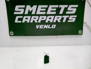 Gebruikte Diversen Peugeot 307 CC (3B) 2.0 16V Prijs € 10,00 Margeregeling aangeboden door Smeets Autos Venlo