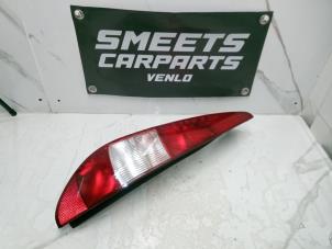 Gebruikte Achterlicht links Ford Mondeo III Wagon 1.8 16V Prijs € 19,99 Margeregeling aangeboden door Smeets Autos Venlo