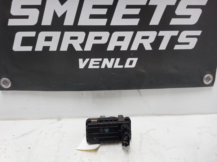 Gebruikte Turbo Overdrukklep BMW X5 (E53) 3.0d 24V Prijs € 99,94 Margeregeling aangeboden door Smeets Autos Venlo
