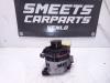 Dynamo van een Nissan Almera Tino (V10M), 2000 / 2006 1.8 16V, MPV, Benzine, 1.769cc, 85kW (116pk), FWD, QG18DE, 2002-12 / 2006-02, V10M 2003
