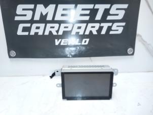 Gebruikte Display Interieur Nissan Almera Tino (V10M) 1.8 16V Prijs € 38,94 Margeregeling aangeboden door Smeets Autos Venlo