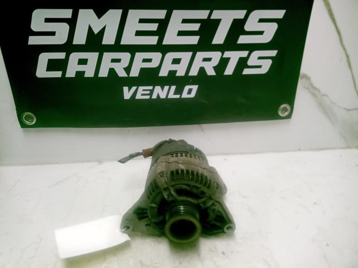 Gebruikte Dynamo Nissan Micra (K11) 1.0 L,LX 16V Prijs € 24,94 Margeregeling aangeboden door Smeets Autos Venlo