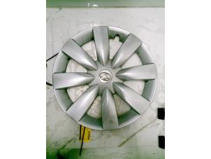 Gebruikte Wieldop Toyota Avensis (T25/B1B) 1.6 16V VVT-i Prijs € 25,00 Margeregeling aangeboden door Smeets Autos Venlo