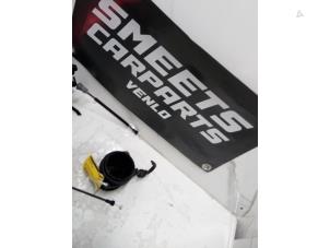 Gebruikte Luchtmassameter Volvo V50 (MW) 2.4 D5 20V Prijs € 19,94 Margeregeling aangeboden door Smeets Autos Venlo