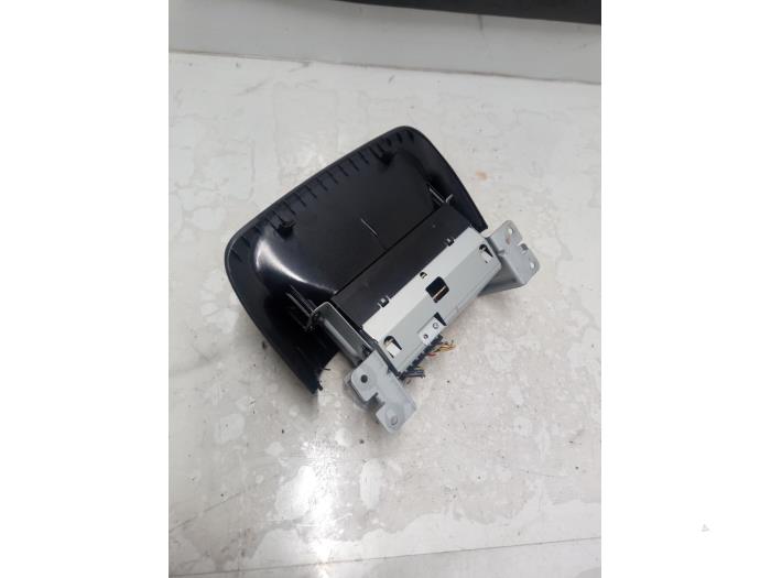 Gebruikte Display Interieur Mitsubishi Space Star (DG) 1.3 16V Prijs € 14,94 Margeregeling aangeboden door Smeets Autos Venlo