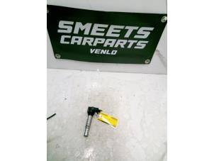 Gebruikte Bobine Volkswagen Polo IV (9N1/2/3) 1.4 16V 75 Prijs € 4,94 Margeregeling aangeboden door Smeets Autos Venlo