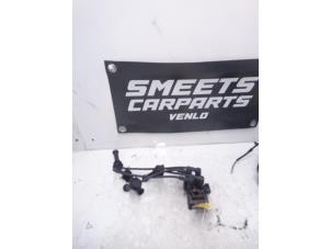 Gebruikte Ontsteking (compleet) Mazda 2 (NB/NC/ND/NE) 1.4 16V Prijs € 19,94 Margeregeling aangeboden door Smeets Autos Venlo