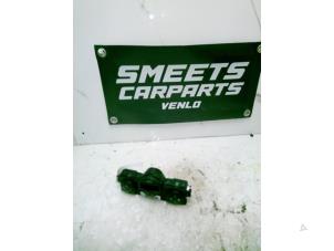 Gebruikte Kachel Bedieningspaneel Renault Scénic II (JM) 1.6 16V Prijs € 19,98 Margeregeling aangeboden door Smeets Autos Venlo