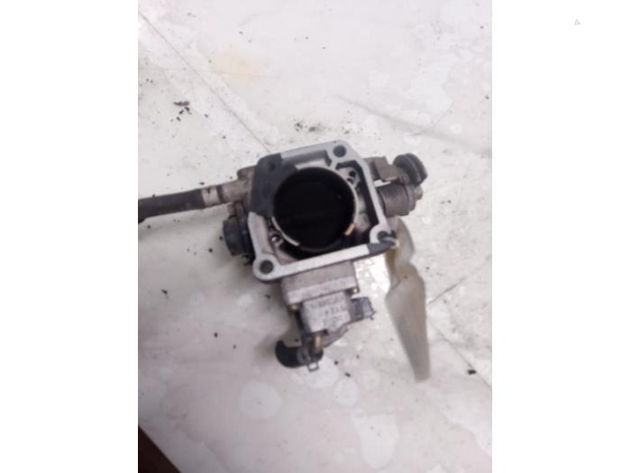 Gebruikte Gasklephuis Mazda Premacy 1.8 16V Prijs € 27,94 Margeregeling aangeboden door Smeets Autos Venlo