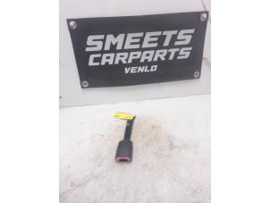 Gebruikte Veiligheidsgordel Insteek rechts-voor Toyota Aygo (B10) 1.0 12V VVT-i Prijs € 12,50 Margeregeling aangeboden door Smeets Autos Venlo