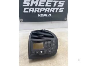 Gebruikte Luchtrooster Dashboard Citroen C4 Grand Picasso (UA) 1.6 16V VTi Prijs € 49,99 Margeregeling aangeboden door Smeets Autos Venlo