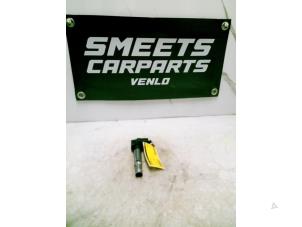 Gebruikte Pen Bobine Skoda Fabia (6Y5) 1.4i 16V Prijs € 4,94 Margeregeling aangeboden door Smeets Autos Venlo