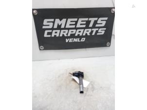 Gebruikte Pen Bobine Skoda Fabia (6Y5) 1.4i 16V Prijs € 4,94 Margeregeling aangeboden door Smeets Autos Venlo