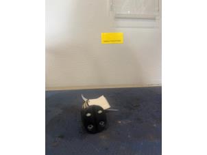 Gebruikte Raam schakelaar elektrisch Ford Fusion 1.4 16V Prijs € 24,99 Margeregeling aangeboden door Smeets Autos Venlo