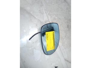 Gebruikte Spiegelglas rechts Citroen C5 I Break (DE) 2.0 16V Prijs € 8,74 Margeregeling aangeboden door Smeets Autos Venlo