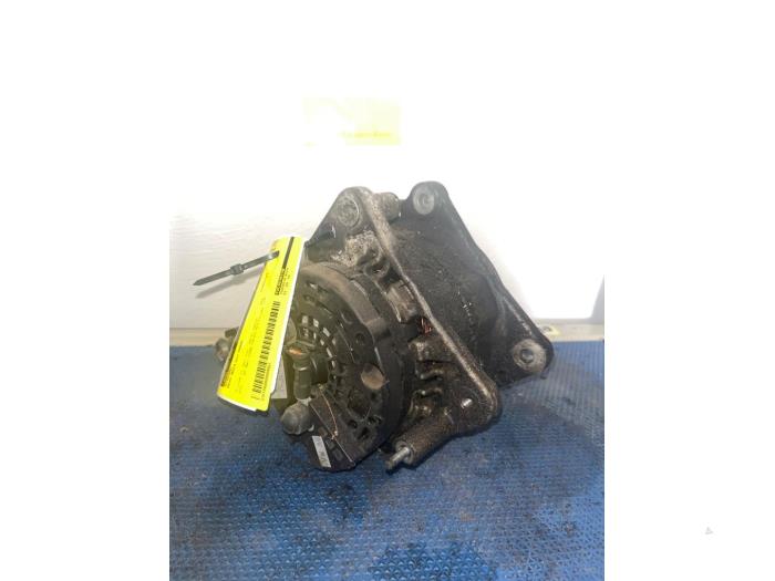 Gebruikte Dynamo Seat Ibiza III (6L1) 1.6 16V Prijs € 19,98 Margeregeling aangeboden door Smeets Autos Venlo