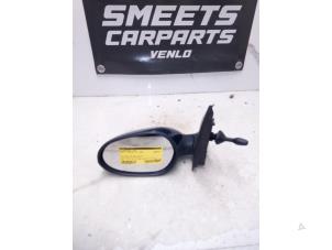 Gebruikte Spiegel Buiten links Lancia Ypsilon (843) 1.4 Prijs € 19,94 Margeregeling aangeboden door Smeets Autos Venlo