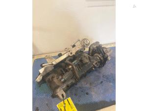 Gebruikte Inlaatspruitstuk Renault Clio II (BB/CB) 1.4 Prijs € 150,00 Margeregeling aangeboden door Smeets Autos Venlo