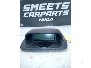 Gebruikte Display Interieur Mitsubishi Space Star (DG) 1.8 MPi 16V Prijs € 14,94 Margeregeling aangeboden door Smeets Autos Venlo