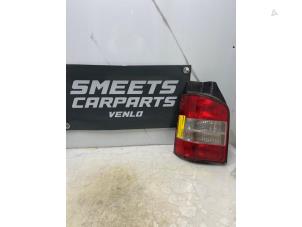 Gebruikte Achterlicht links Volkswagen Transporter T5 Prijs € 14,94 Margeregeling aangeboden door Smeets Autos Venlo