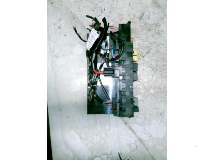 Computer Body Control van een Mercedes-Benz CLK (C209) 1.8 200 K 16V 2005