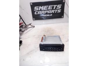 Gebruikte Radio Peugeot 206 (2A/C/H/J/S) 1.4 XR,XS,XT,Gentry Prijs € 50,00 Margeregeling aangeboden door Smeets Autos Venlo