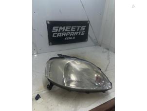 Gebruikte Koplamp rechts Volkswagen Fox (5Z) 1.2 Prijs € 24,98 Margeregeling aangeboden door Smeets Autos Venlo