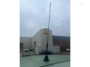 Gebruikte Antenne Opel Agila (A) 1.2 16V Prijs € 24,99 Margeregeling aangeboden door Smeets Autos Venlo